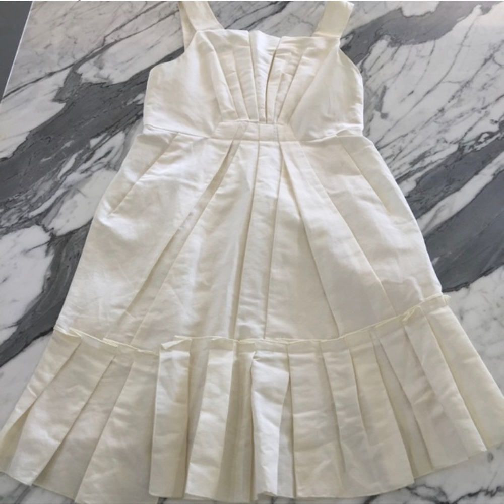 Marc Jacobs Full Line Asymmetric Hem Pleated Mini Dress Size: M | US 8